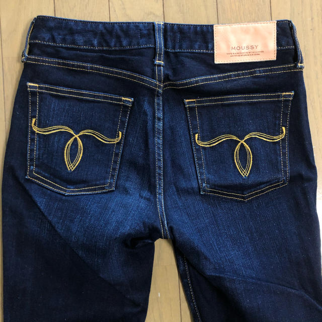 MOUSSY WF Rebirth embroidery SKINNY レディースのパンツ(スキニーパンツ)の商品写真