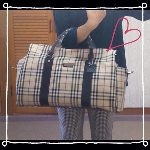 BURBERRY(バーバリー)のバーバリー♡新品未使用♡一泊旅行にも♡ レディースのバッグ(ボストンバッグ)の商品写真