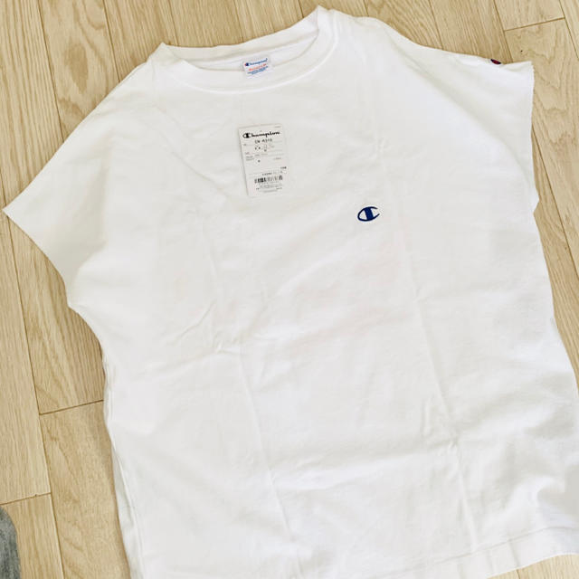 FREAK'S STORE(フリークスストア)のchampion バックプリント スリーブレス Tシャツ 新品未使用 レディースのトップス(Tシャツ(半袖/袖なし))の商品写真