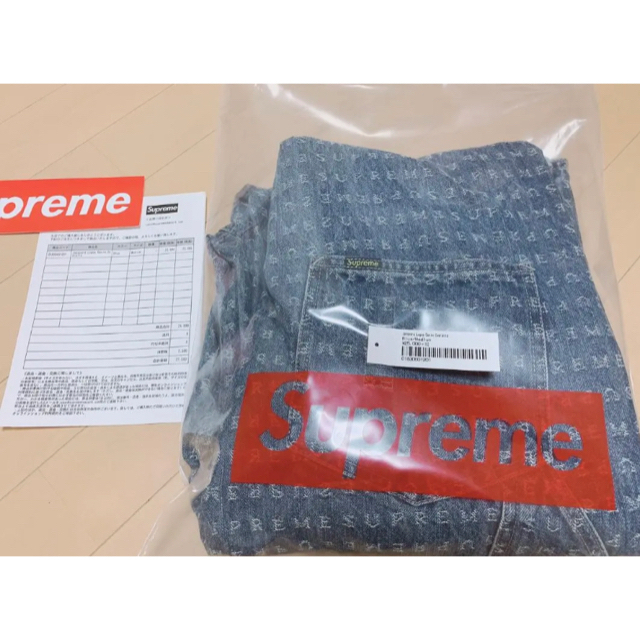 Supreme(シュプリーム)のJacquard Logos Denim Overalls M メンズのパンツ(サロペット/オーバーオール)の商品写真