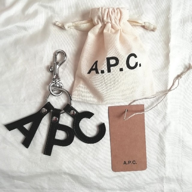 APC Lettres キーリング  ロゴキーリング LogoブラックA.P.C