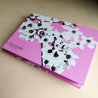 ロクシタン(L'OCCITANE)の★しーすけ様専用★レターセット+ハンドクリーム(カード/レター/ラッピング)