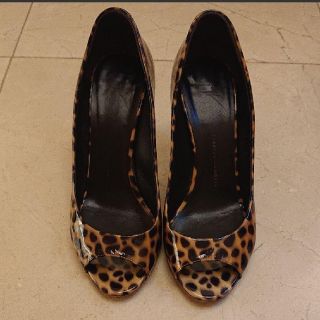 ジュゼッペザノッティ(GIUZEPPE ZANOTTI)のオープントゥパンプス(サンダル)