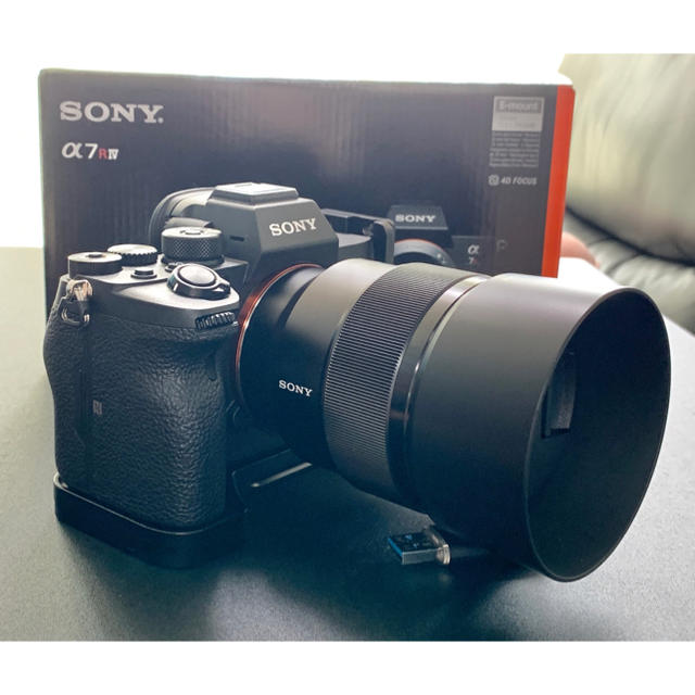 【美品】【5年保証】SONY α7R iv & 単焦点レンズセット　おまけ付き