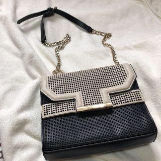 ザラ(ZARA)のZARA ショルダーバッグ(ショルダーバッグ)