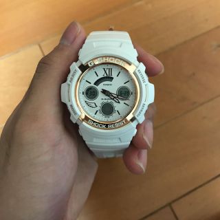 ジーショック(G-SHOCK)のG-SHOCK 時計　白(腕時計(デジタル))