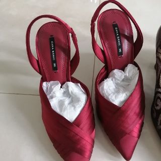 ザラ(ZARA)のZara Red Pumps, 22.5 cm  - New, Unused(ハイヒール/パンプス)