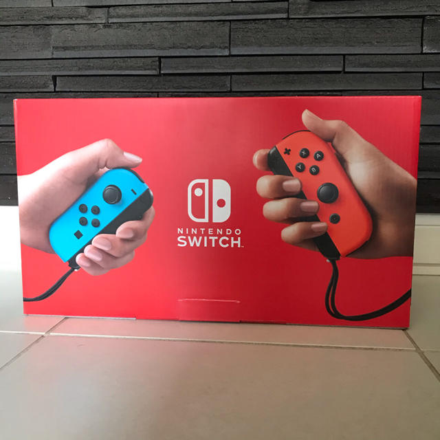 Nintendo Switch(ニンテンドースイッチ)の新品未使用❗任天堂スイッチ Nintendo Switch本体 ネオン エンタメ/ホビーのゲームソフト/ゲーム機本体(家庭用ゲーム機本体)の商品写真