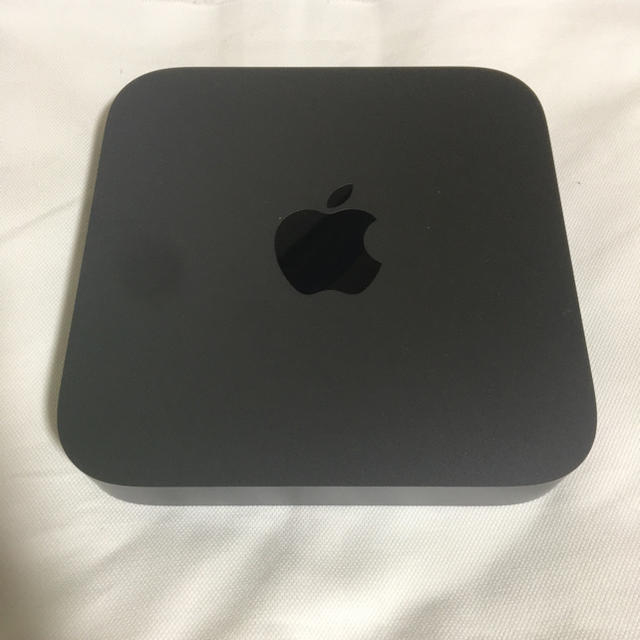 Apple(アップル)のMac mini 3.6GHzクアッドコア 8GBメモリ 128GBSSD スマホ/家電/カメラのPC/タブレット(デスクトップ型PC)の商品写真