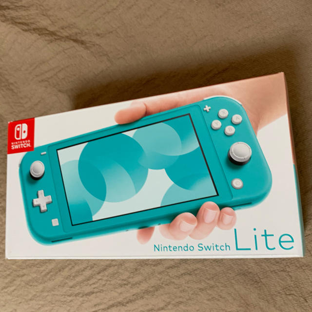 Nintendo Switch(ニンテンドースイッチ)のSwitch lite ターコイズ　送料無料　新品 エンタメ/ホビーのゲームソフト/ゲーム機本体(家庭用ゲーム機本体)の商品写真