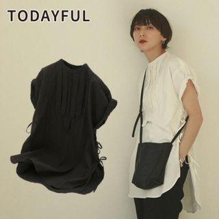 トゥデイフル(TODAYFUL)のTODAYFUL / トゥデイフル　ハーフスリーブドレスシャツ　白　シャツ(Tシャツ(半袖/袖なし))