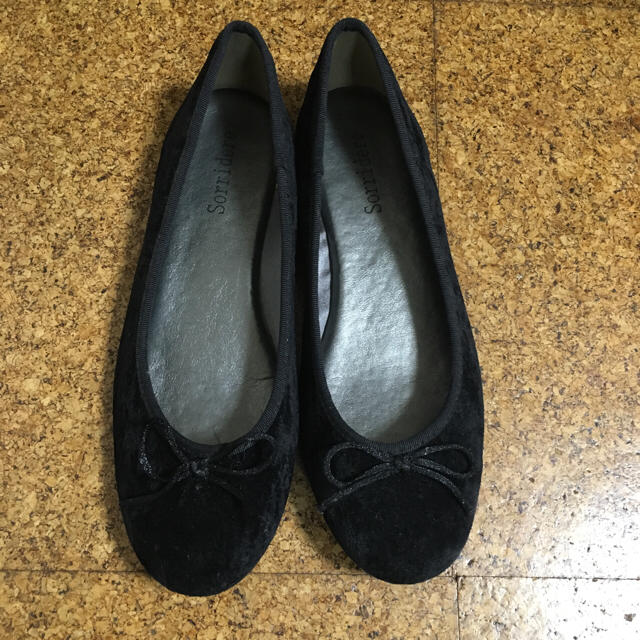 しまむら(シマムラ)の未使用☆しまむら黒パンプス レディースの靴/シューズ(ハイヒール/パンプス)の商品写真