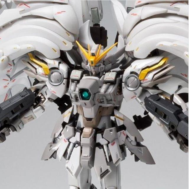 METAL COMPOSITE ウイングガンダム　スノーホワイトプレリュード