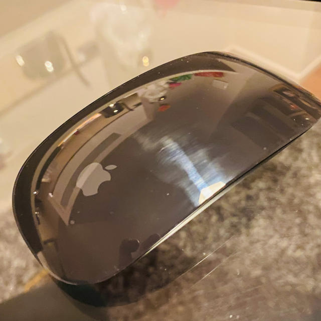 Apple(アップル)のApple Magic Mouse スペースグレイ スマホ/家電/カメラのPC/タブレット(PC周辺機器)の商品写真