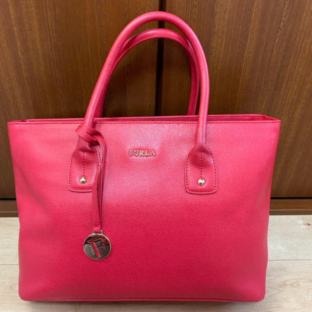 バッグ最終値下げ！【超美品】【FURLA】トートバッグ ハンドバッグ