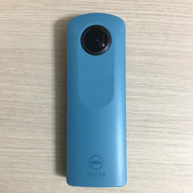 RICOH(リコー)の360度カメラ　RICOH THETA SC ブルー スマホ/家電/カメラのカメラ(コンパクトデジタルカメラ)の商品写真