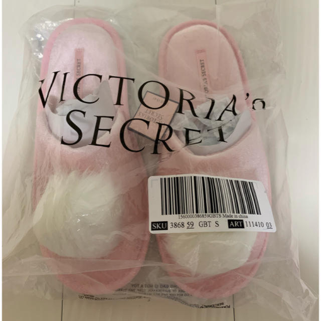 Victoria's Secret(ヴィクトリアズシークレット)のビクトリアシークレット ルームシューズ 新品 インテリア/住まい/日用品のインテリア小物(スリッパ/ルームシューズ)の商品写真