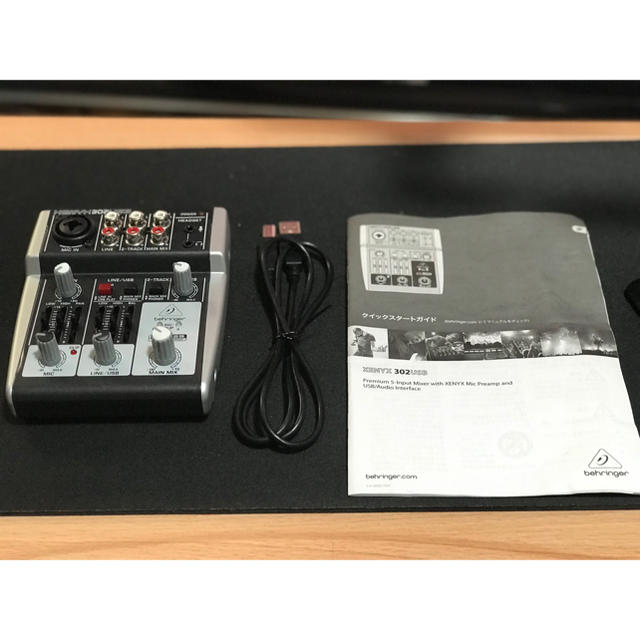 美品　BEHRINGER ( ベリンガー ) XENYX 302USB ミキサー