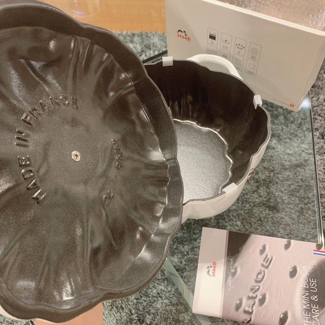 Staub ストウブ パンプキンココット (ホワイト) Staub ストウブ パンプキンココット (ホワイト)