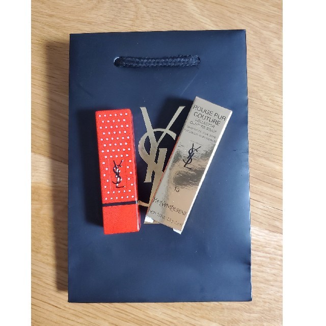 Yves Saint Laurent Beaute(イヴサンローランボーテ)のイヴ・サンローランのリップ コスメ/美容のベースメイク/化粧品(口紅)の商品写真