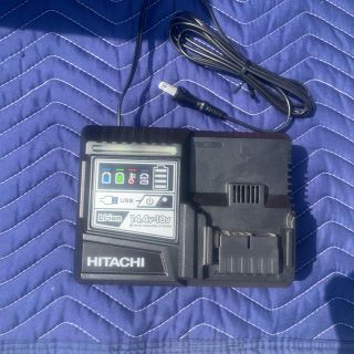 ヒタチ(日立)の【新品・未使用】HITACHI 充電器(工具/メンテナンス)