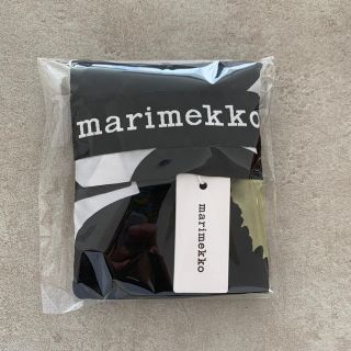 マリメッコ(marimekko)のマリメッコ  marimekko エコバッグ　新品未使用品　ポーチ一体型(エコバッグ)