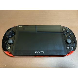 プレイステーションヴィータ(PlayStation Vita)のプレイステーションビータ　本体　SDカード（32GB）(携帯用ゲーム機本体)