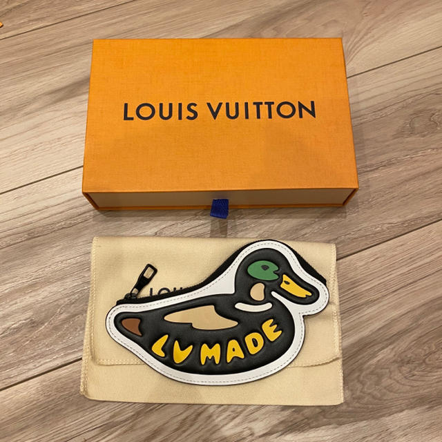 LOUIS VUITTON(ルイヴィトン)のLV  NIGO コインカードフォルダー コレクション ルイヴィトン コラボ  ハンドメイドのファッション小物(バッグチャーム)の商品写真