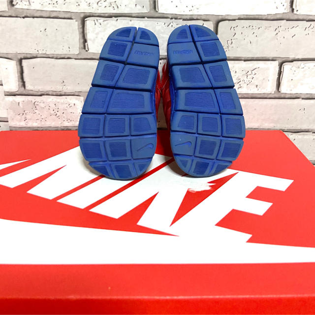 NIKE(ナイキ)の⭐︎美品⭐︎ナイキ ダイナモ フリー 12.0cm   レッド　ブルー キッズ/ベビー/マタニティのベビー靴/シューズ(~14cm)(スニーカー)の商品写真