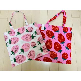 マリメッコ(marimekko)のマリメッコ　marimekko マンシッカトートバッグペアセット　レア生地(トートバッグ)