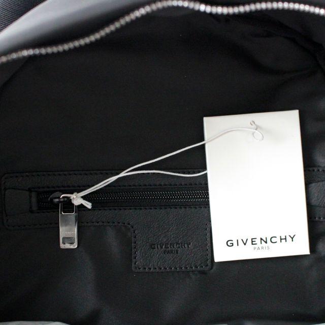 GIVENCHY(ジバンシィ)の新品 GIVENCHY PARIS ナイロン バックパック メンズのバッグ(バッグパック/リュック)の商品写真