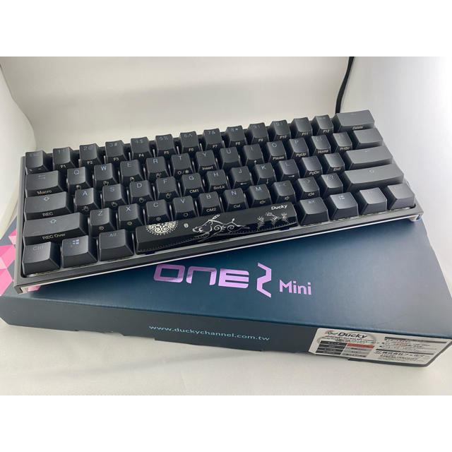 Ducky One 2 Mini RGB 60% version（US配列） スマホ/家電/カメラのPC/タブレット(PC周辺機器)の商品写真