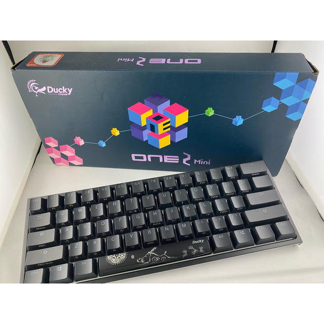 Ducky One 2 Mini RGB 60% version（US配列） スマホ/家電/カメラのPC/タブレット(PC周辺機器)の商品写真