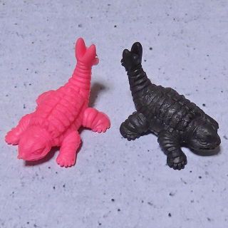 ケムラー　消しゴム人形２タイプ（「ウルトラマン」）(特撮)