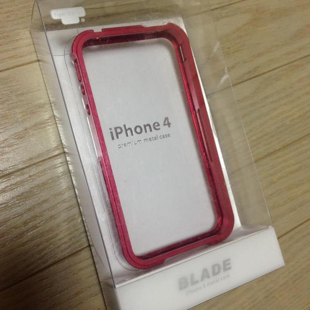 iPhone4/4S♡メタルケース赤 スマホ/家電/カメラのスマホアクセサリー(モバイルケース/カバー)の商品写真