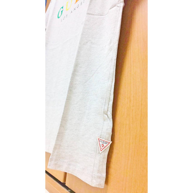 GUESS(ゲス)のTシャツ GUESS ゲス メンズ 半袖 グレー 新品 メンズのトップス(Tシャツ/カットソー(半袖/袖なし))の商品写真