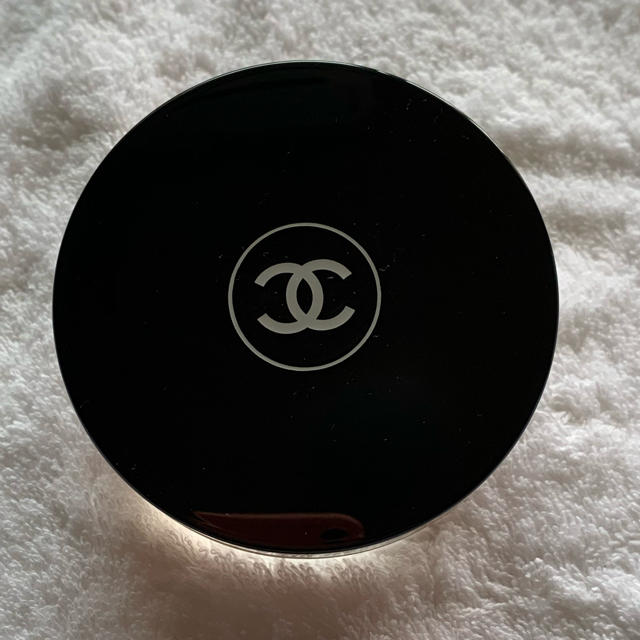 CHANEL(シャネル)のCHANEL（シャネル）フェイスパウダー コスメ/美容のベースメイク/化粧品(フェイスパウダー)の商品写真