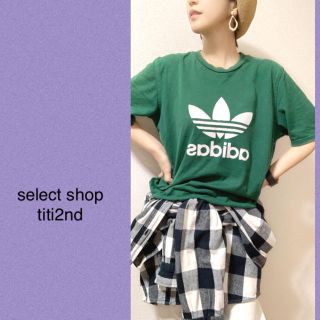 アディダス(adidas)の古着グリーンadidas T(Tシャツ/カットソー(半袖/袖なし))