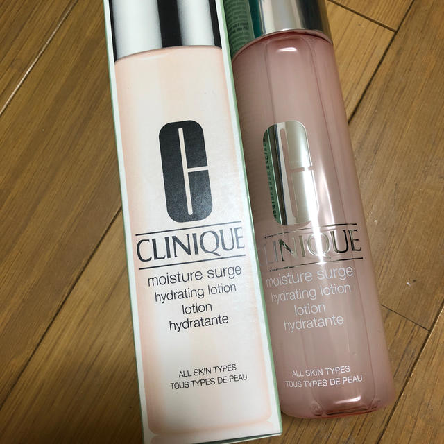 CLINIQUE(クリニーク)のCLINIQUE クリニーク モイスチャーサージ 化粧水 新品未使用 コスメ/美容のスキンケア/基礎化粧品(化粧水/ローション)の商品写真