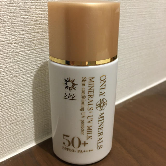 YA-MAN(ヤーマン)のオンリーミネラルのミネラルプラスUVミルク　SPF50 コスメ/美容のボディケア(日焼け止め/サンオイル)の商品写真