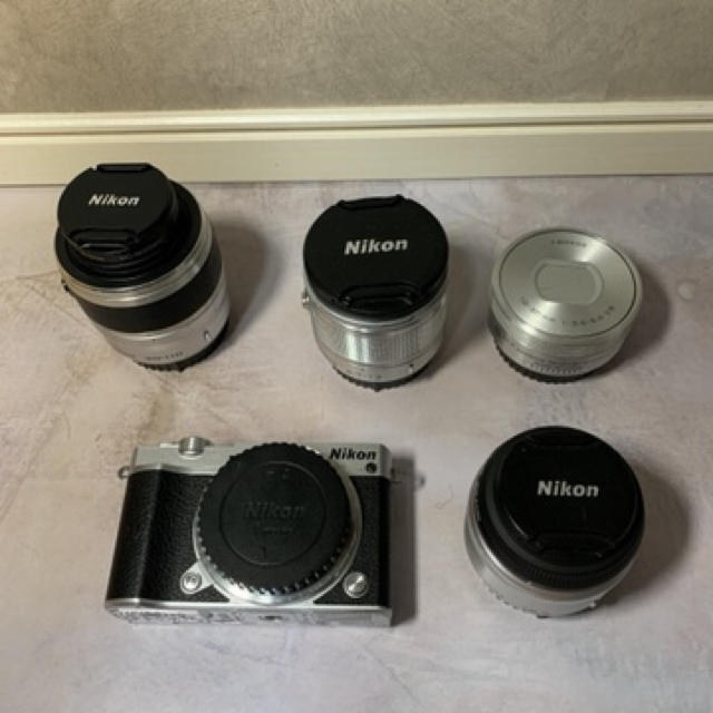 Nikon1 J5 6.7-13+10-30+18.5+30-110レンズセット