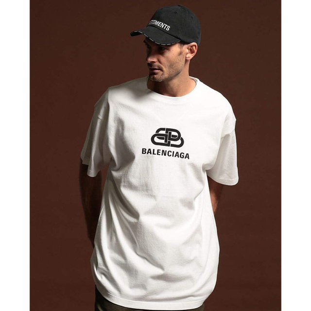 BALENCIAGA BBロゴ　オーバーサイズTシャツトップス