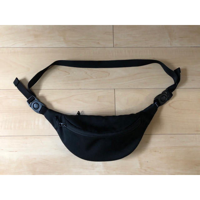 1LDK SELECT(ワンエルディーケーセレクト)の完売品 19ss UNIVERSAL PRODUCTS WAIST BAG 値下 メンズのバッグ(ウエストポーチ)の商品写真