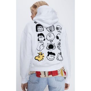 ザラ(ZARA)の【タグ付き】ZARA SNOOPY コラボ パーカー(パーカー)