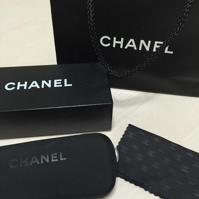 CHANEL(シャネル)のシャネル メガネ サングラス ケース レディースのファッション小物(サングラス/メガネ)の商品写真