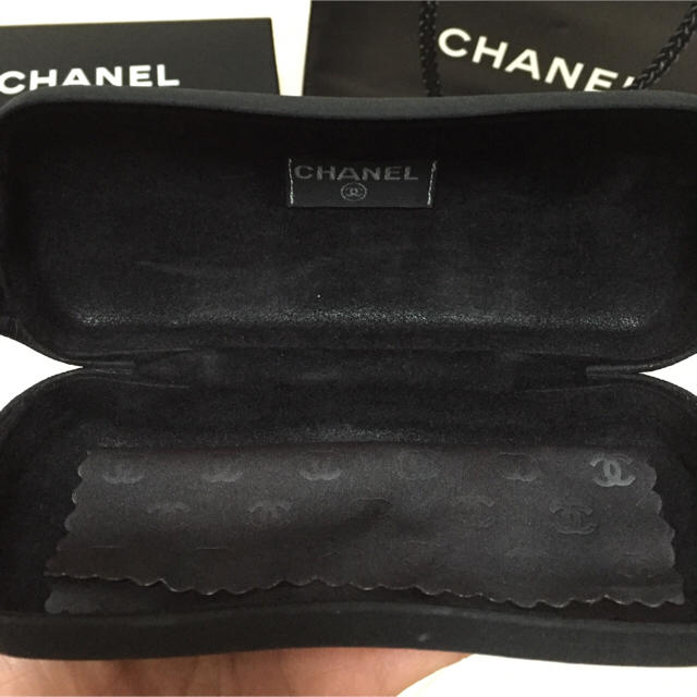 CHANEL(シャネル)のシャネル メガネ サングラス ケース レディースのファッション小物(サングラス/メガネ)の商品写真