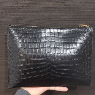 Saint Laurent - イブサンローラン クラッチバッグ クロコ×ゴールドの ...