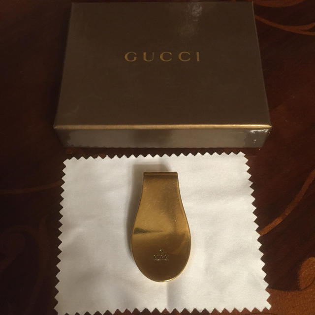 Gucci(グッチ)のGUCCI マネークリップ 最安値 メンズのファッション小物(マネークリップ)の商品写真