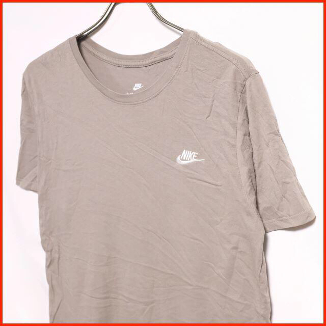 NIKE(ナイキ)のNIKE ワンポイント アースカラー ユーロ古着　Tシャツ  XL【#234】 メンズのトップス(Tシャツ/カットソー(半袖/袖なし))の商品写真