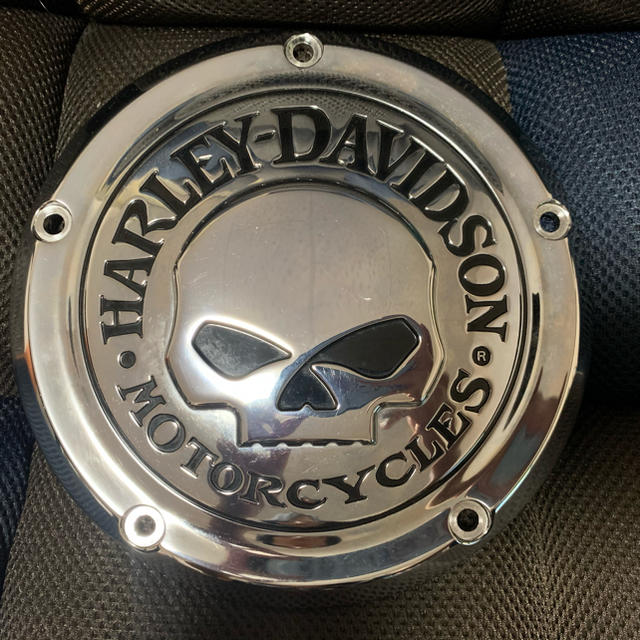 Harley Davidson(ハーレーダビッドソン)のハーレーダビッドソン ダービーカバー  スカル 自動車/バイクのバイク(パーツ)の商品写真